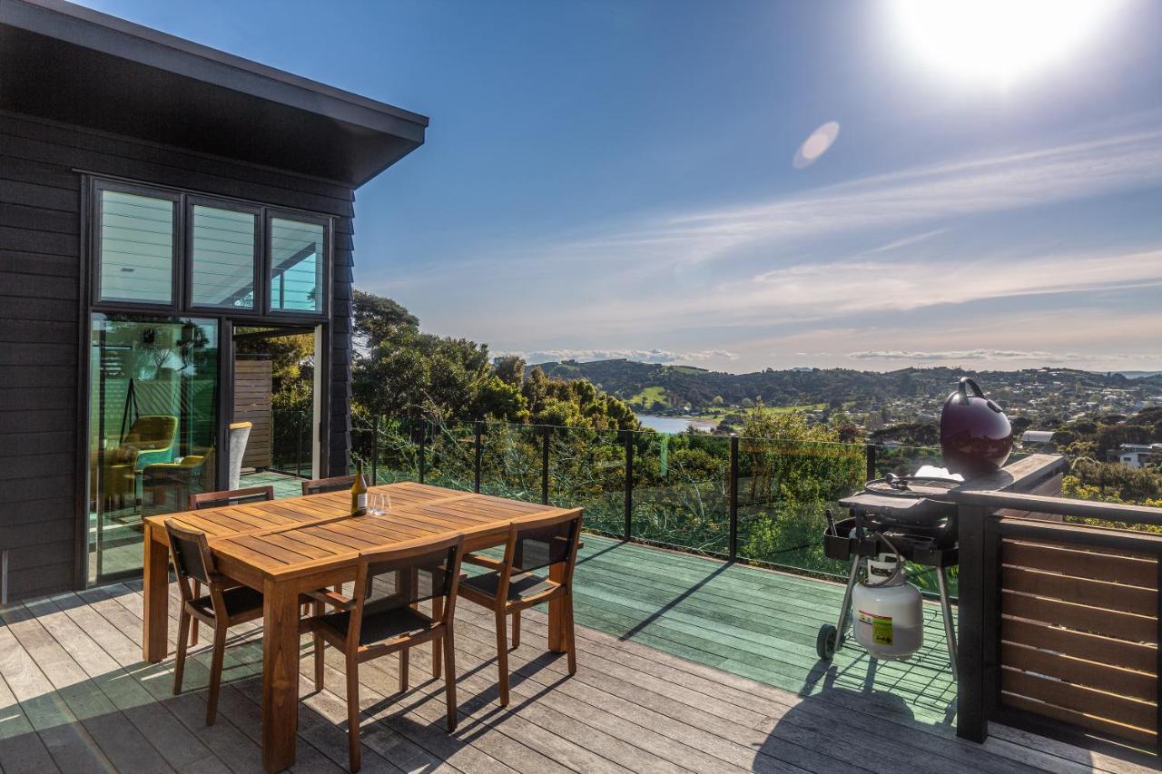 Villa Taonga With Sea Views By Waiheke Unlimited à Oneroa Extérieur photo