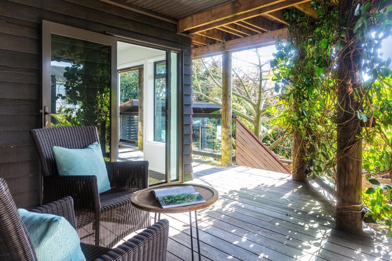 Villa Taonga With Sea Views By Waiheke Unlimited à Oneroa Extérieur photo