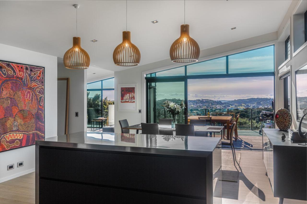 Villa Taonga With Sea Views By Waiheke Unlimited à Oneroa Extérieur photo